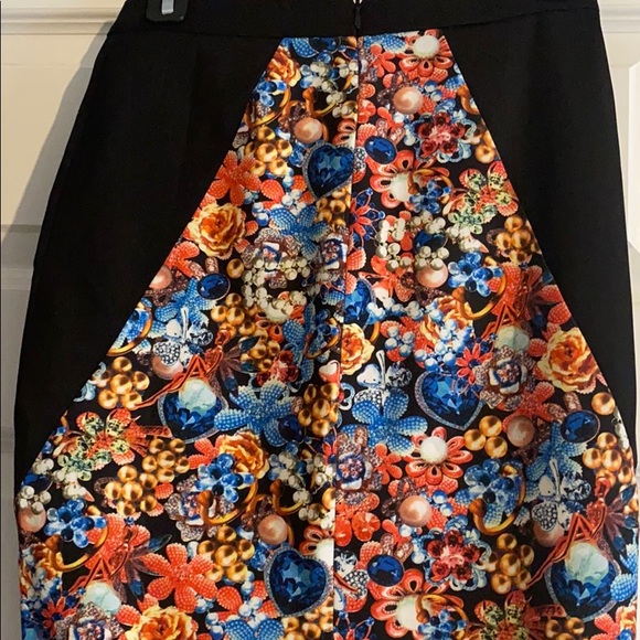 Skirt - Picture 7 of 7